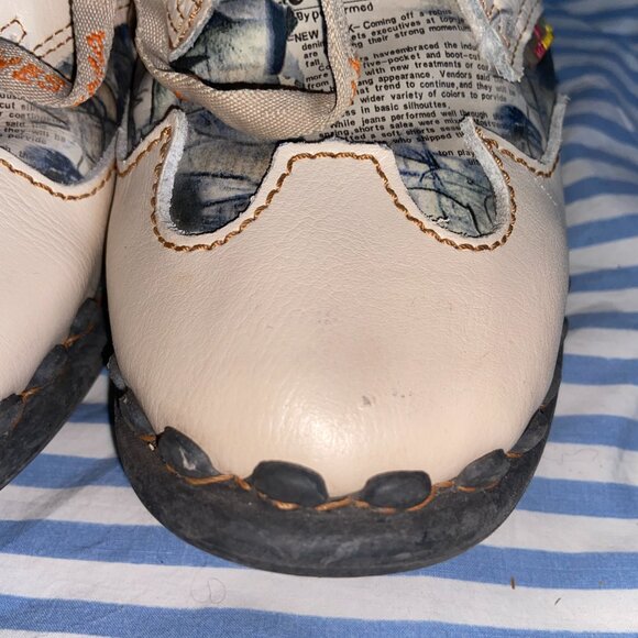 TMA EYES BOOTS BOOTIES HIGH TOP NEWSPRINT FUR LINED SZ 8 - Picture 11 of 13